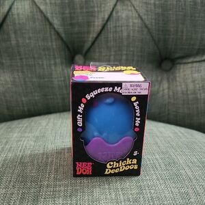 NeeDoh Chicka DeeDoos Squish Toy